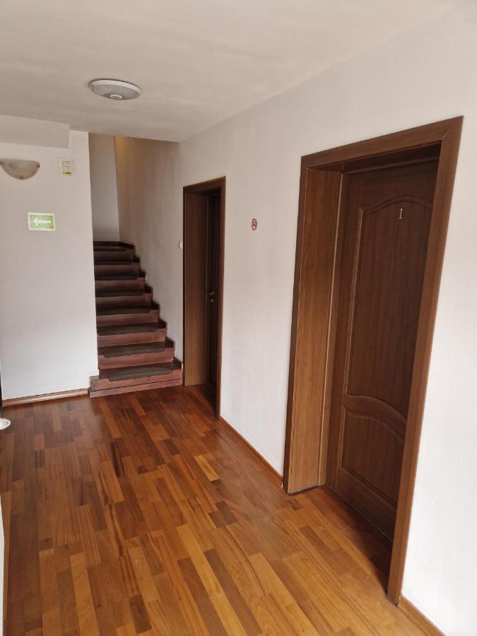 Vila Pinul Si Mesteacanul Poiana Brasov Bagian luar foto