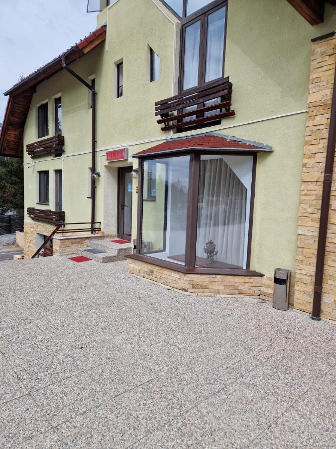 Vila Pinul Si Mesteacanul Poiana Brasov Bagian luar foto