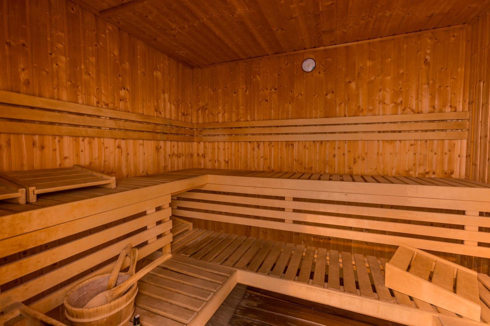 Vila Pinul Si Mesteacanul Poiana Brasov Bagian luar foto