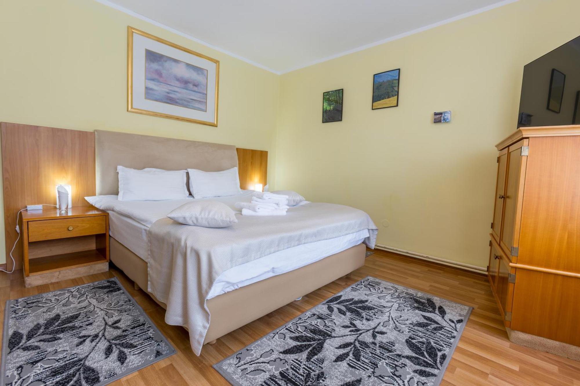 Vila Pinul Si Mesteacanul Poiana Brasov Bagian luar foto