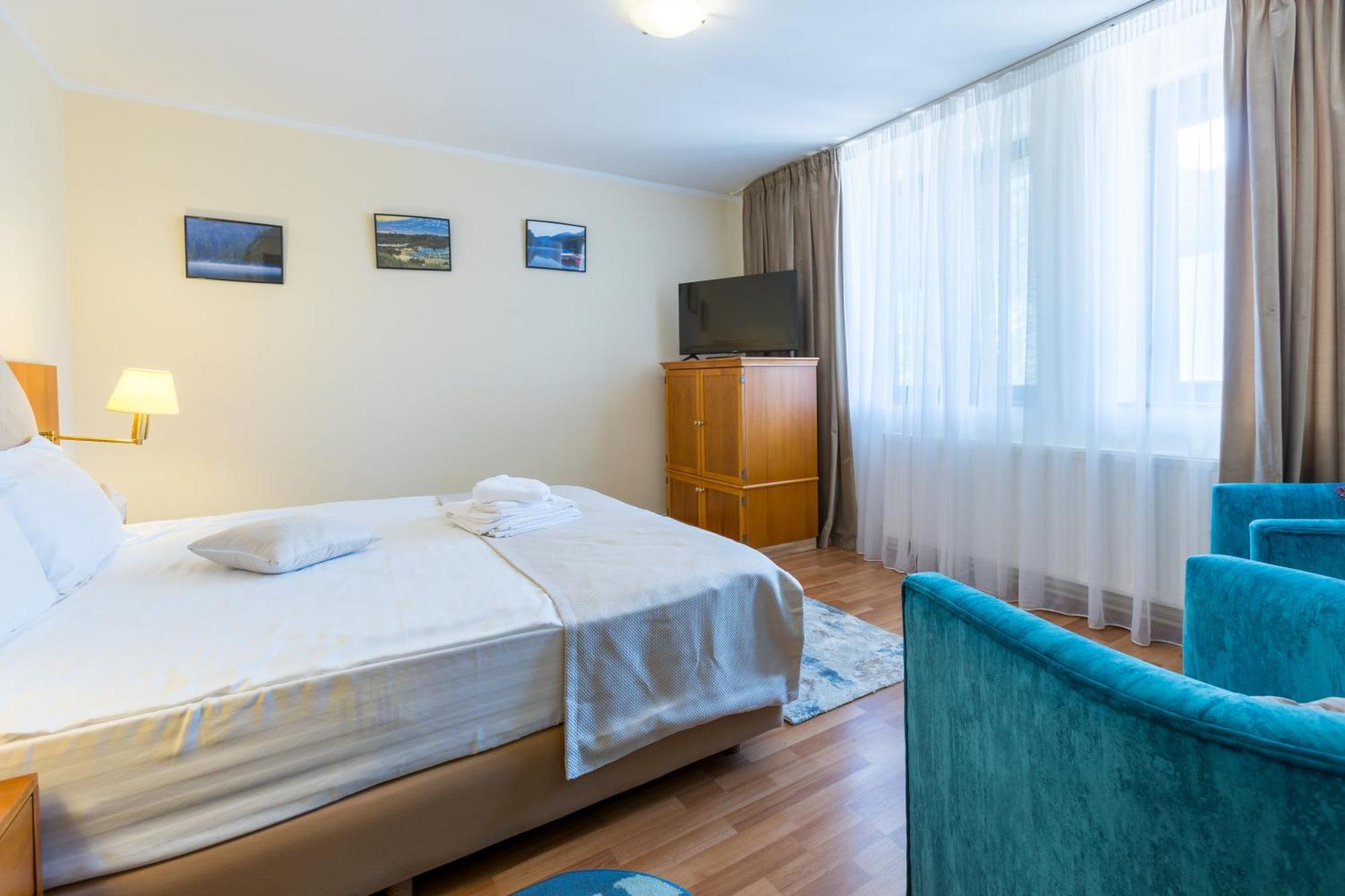 Vila Pinul Si Mesteacanul Poiana Brasov Bagian luar foto